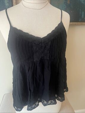 Hollister Black Lace-Trim Spaghetti Strap Camisole